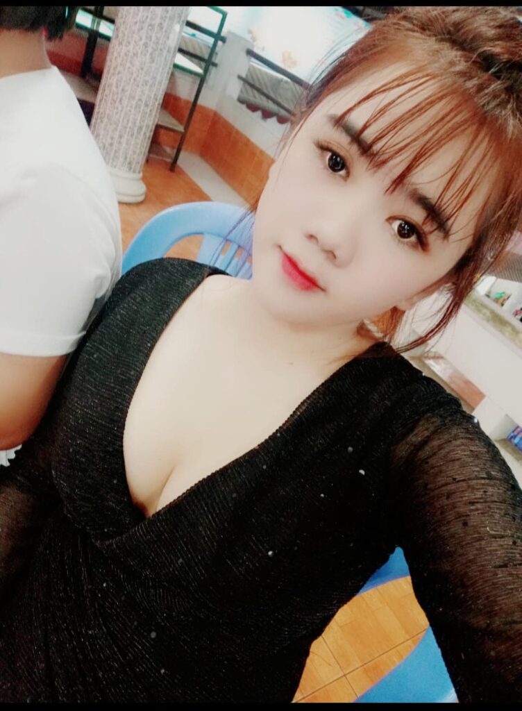 Gái Xinh Mặc Quần Jean Khám Phá Vẻ Đẹp Mê Hồn Và Xu Hướng Chụp Ảnh Quyến Rũ Nhất