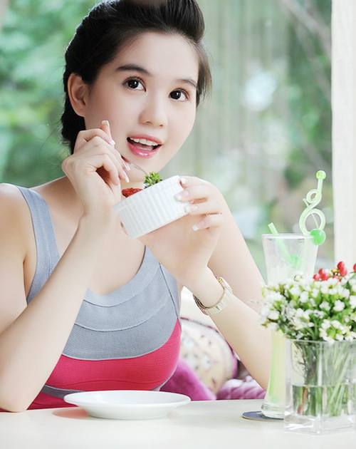 Gái Xinh Che Mặt Vẻ Đẹp Việt Nam Gây Sốt Trong Cộng Đồng Mạng Quốc Tế