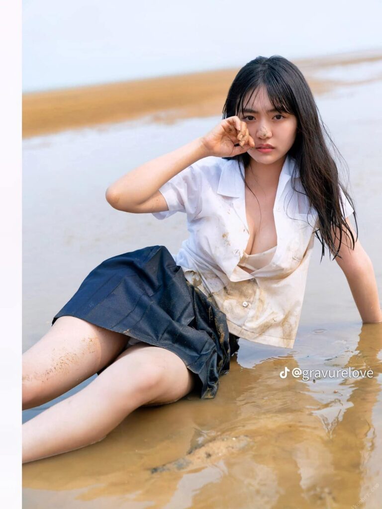 Ảnh Đùi Gái Xinh Nét Đẹp Quyến Rũ Và Phong Cách Tinh Tế Gây Sốt Cộng Đồng
