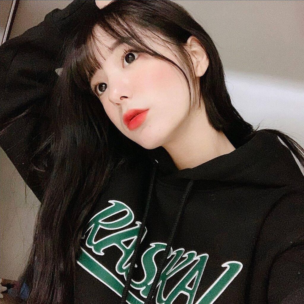 Hình Ảnh Be Gái Cute Xu Hướng Mới Nổi Trong Văn Hóa Mạng Xã Hội Và Đời Sống Hiện Đại